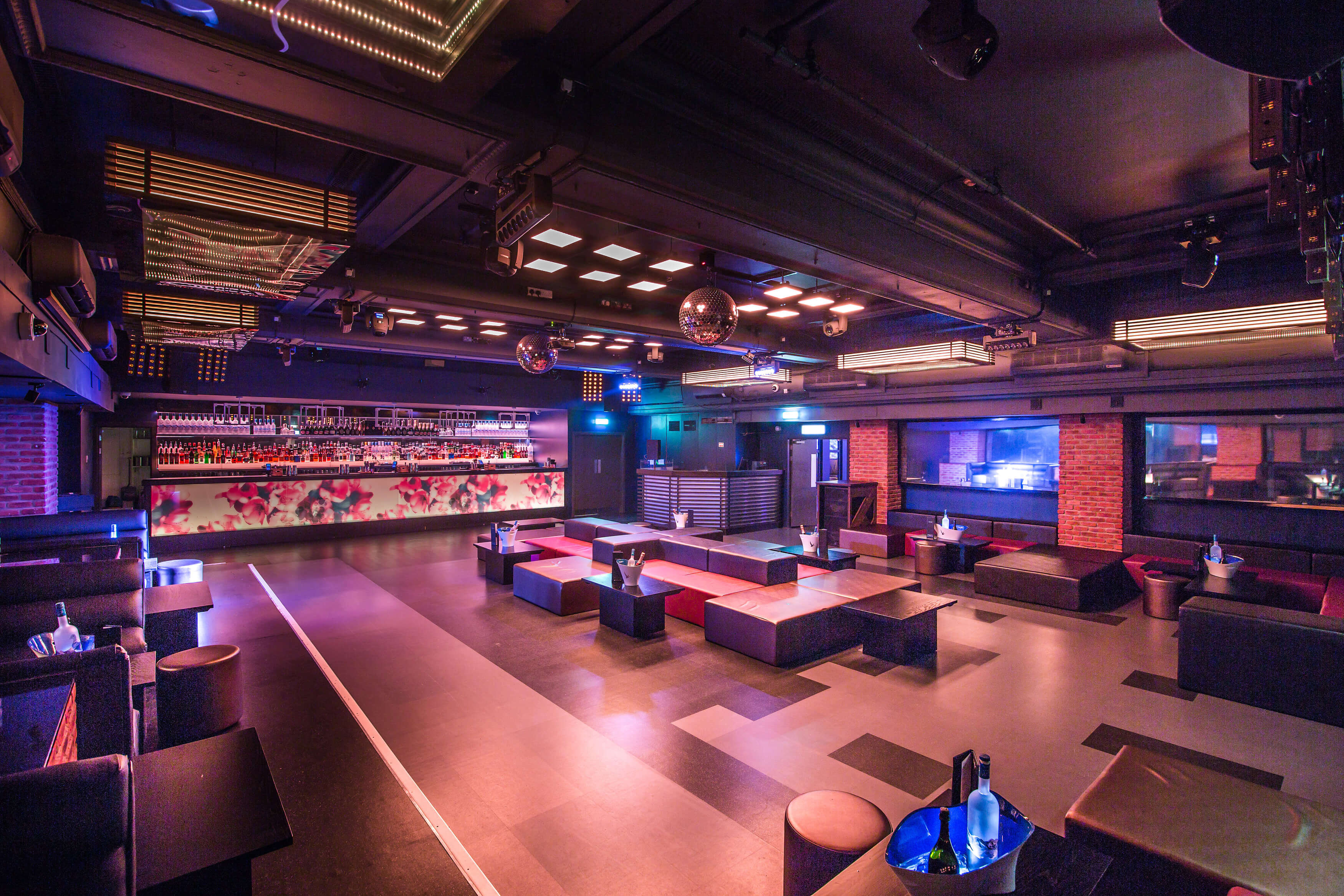 Sway Club
