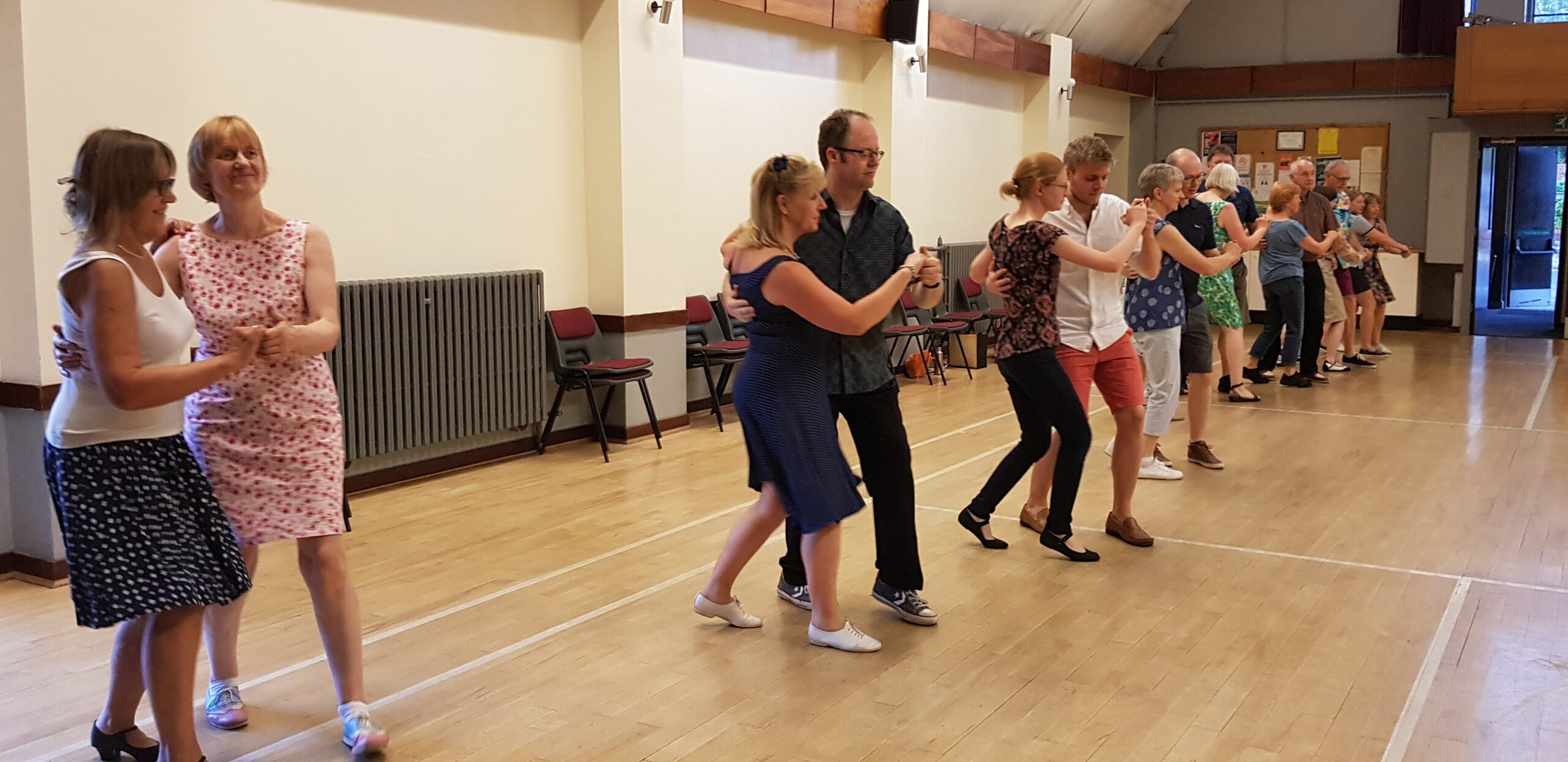 Lindy Hop with SwingdanceUK
